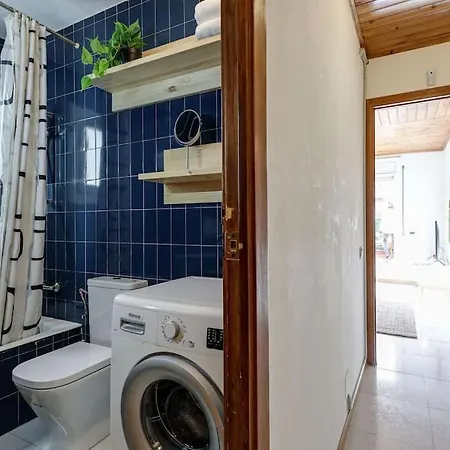 Penthouse With Big Terrace, Quiet Area, 1 Bedroom *