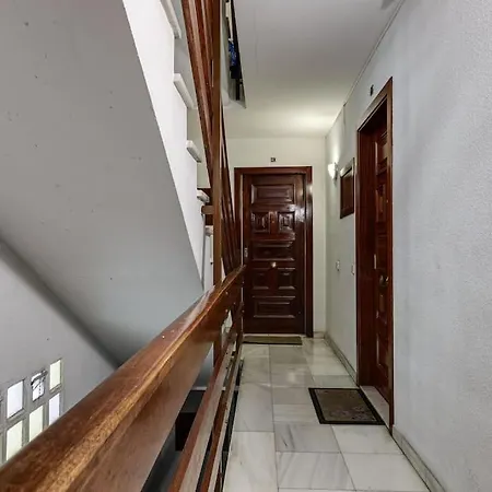Penthouse With Big Terrace, Quiet Area, 1 Bedroom Apartment *
