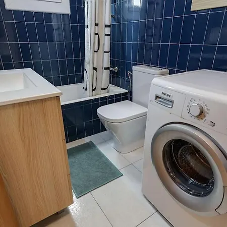 Apartment Penthouse With Big Terrace, Quiet Area, 1 Bedroom *